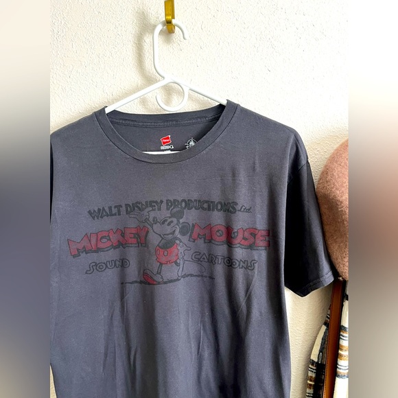 Gray Mickey Mouse T-Shirt - Picture 1 of 1
